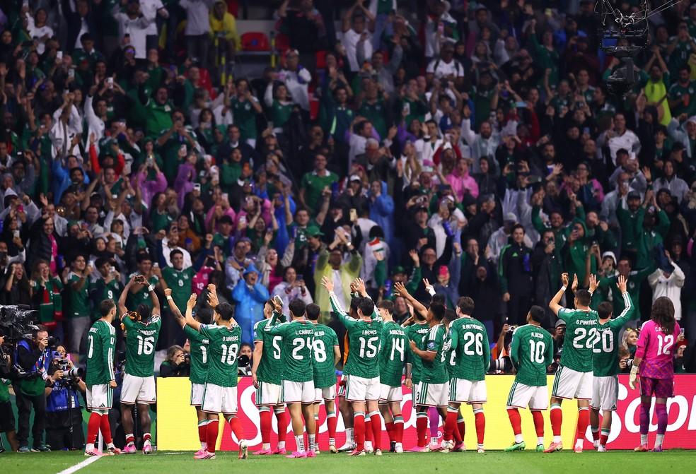 Jogadores do México comemoram a classificação na Copa do Mundo