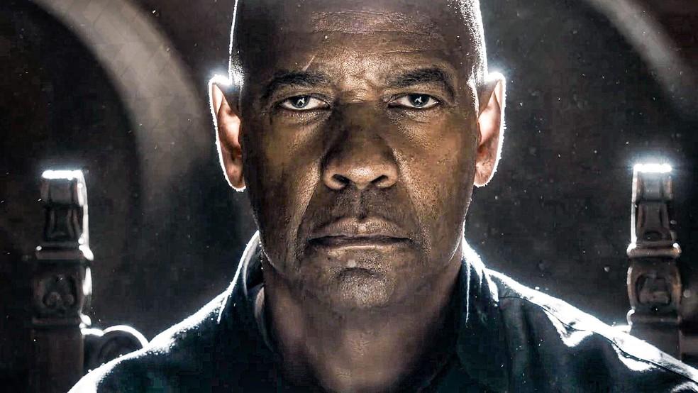 Domingo Maior exibe o filme O Protetor