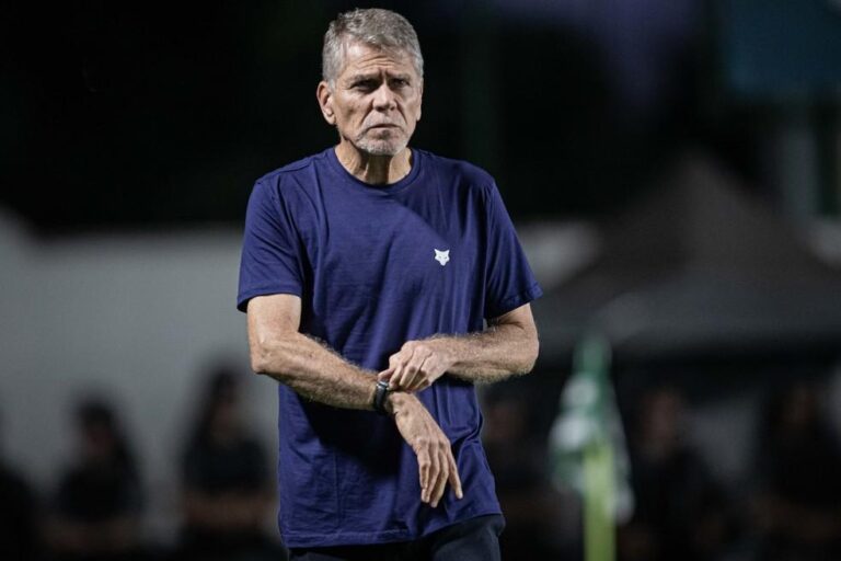 Paulo Autuori é o novo técnico do Fortaleza após demissão de Carpini