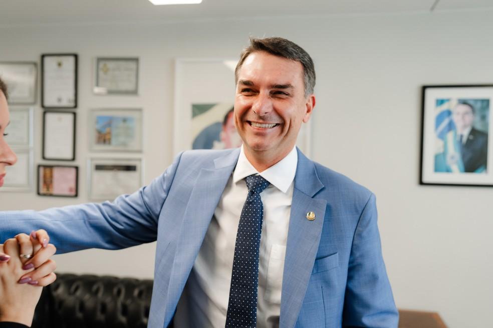Senador Flávio Bolsonaro vai disputar sua primeira eleição presidencial
