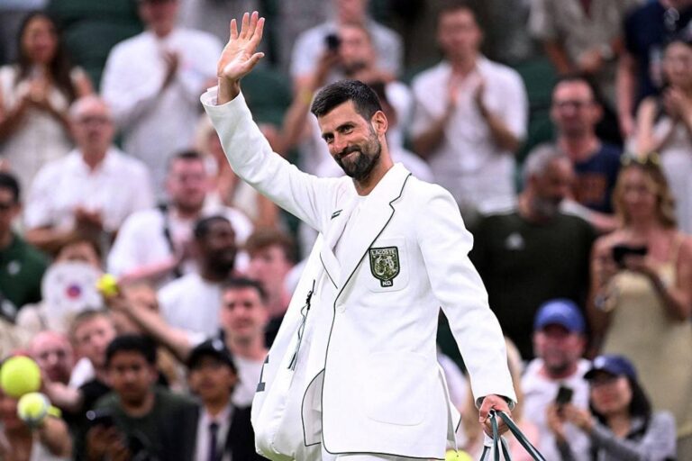 Novak Djokovic avança com facilidade em Wimbledon 2026