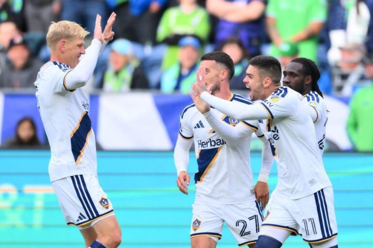 Rivalidade em Alta: LAFC e Galaxy se Enfrentam em El Tráfico