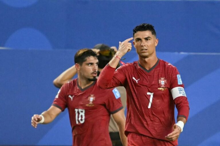 Copa do Mundo: Portugal e Croácia se enfrentam em homenagem a Diogo Jota e sob críticas a Cristiano Ronaldo