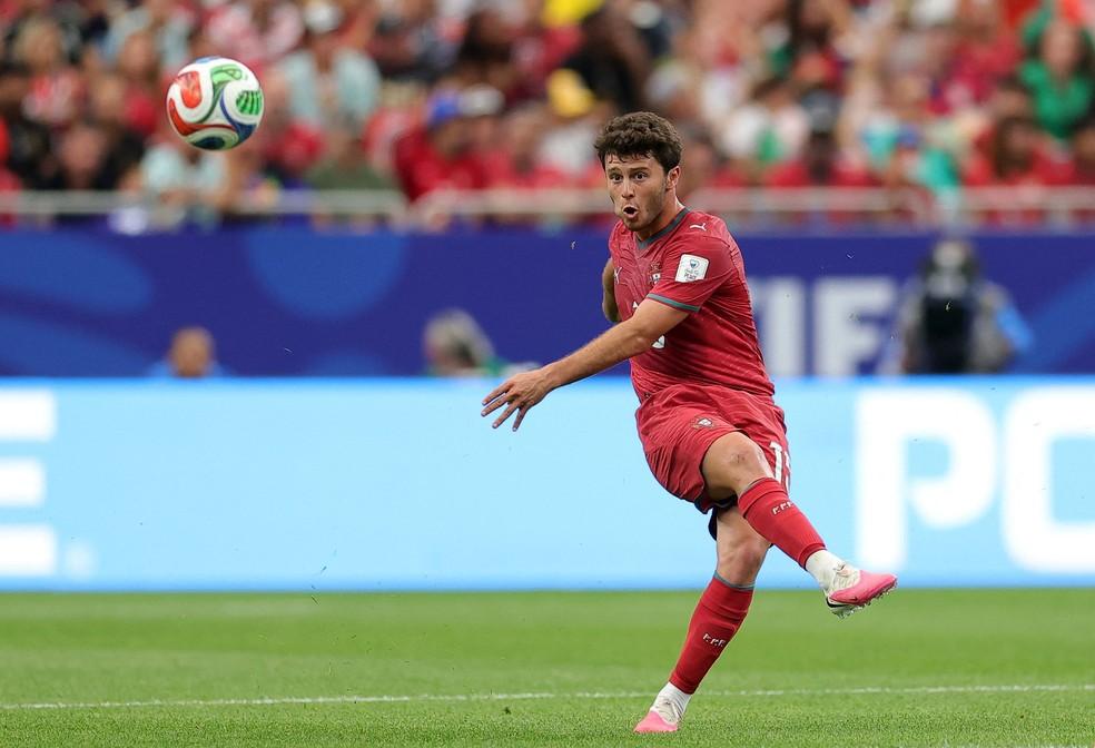 Joao Neves, camisa 15 de Portugal