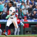 Mariners Tentam a Virada em Jogo Contra os Angels: A Luta pela Consistência na Temporada