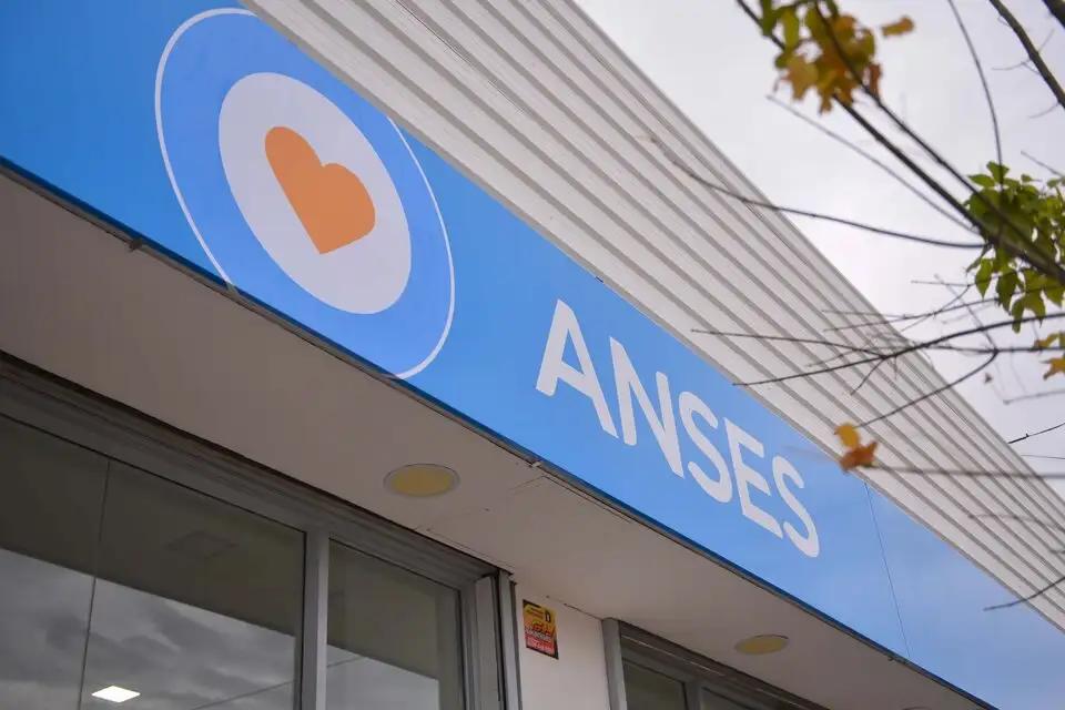 Aumento do SUAF e calendário completo de pagamentos.