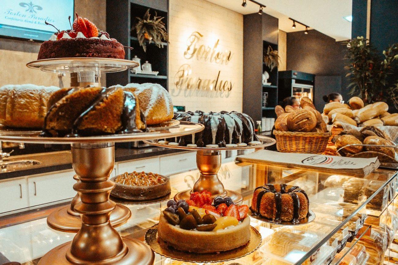 Confeitaria Torten Paradies oferece café colonial em Pomerode