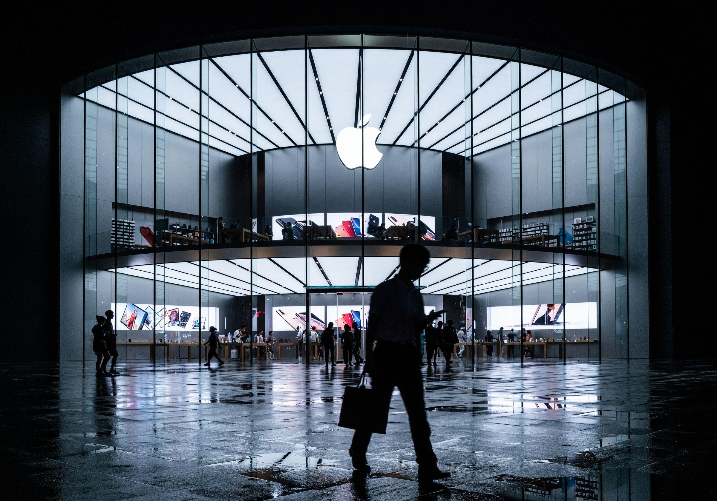 Aeroporto e Pessoas em Movimento