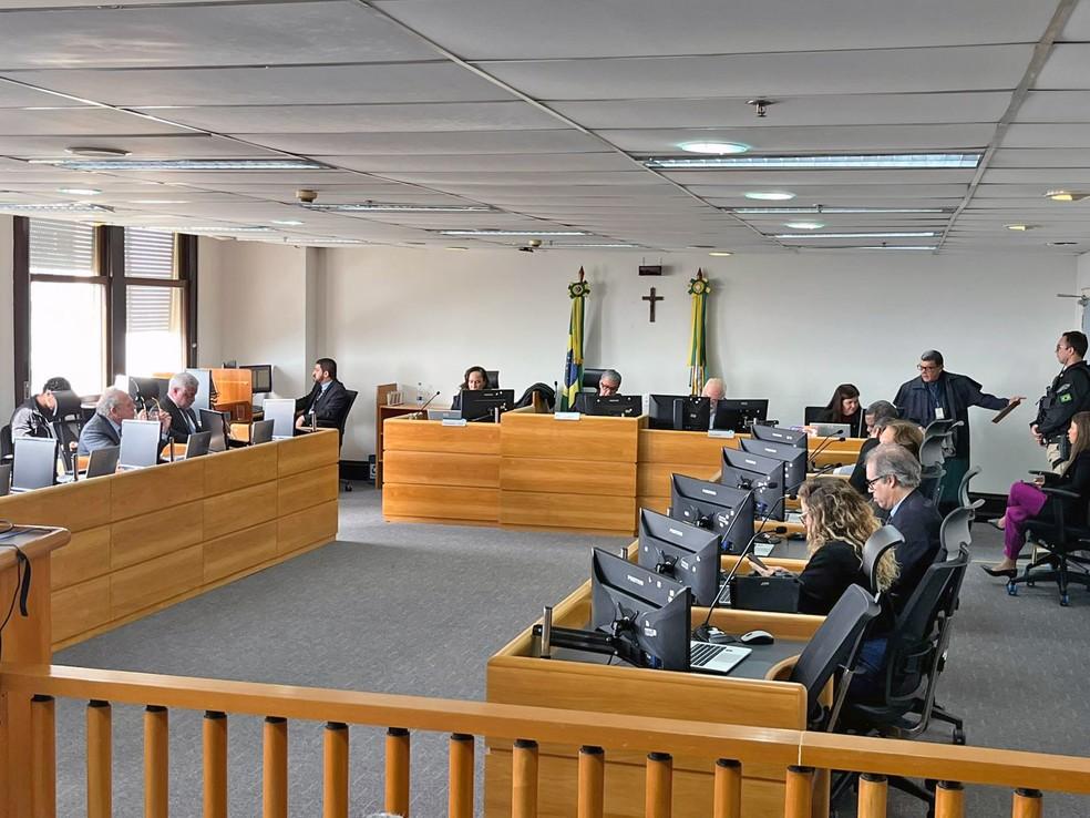 Audiência de conciliação entre rodoviários e empresas de ônibus no TRT