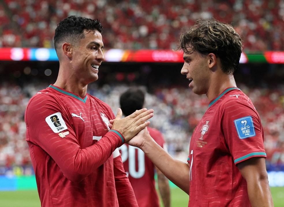 Cristiano Ronaldo e João Félix em jogo da seleção de Portugal na Copa de 2026
