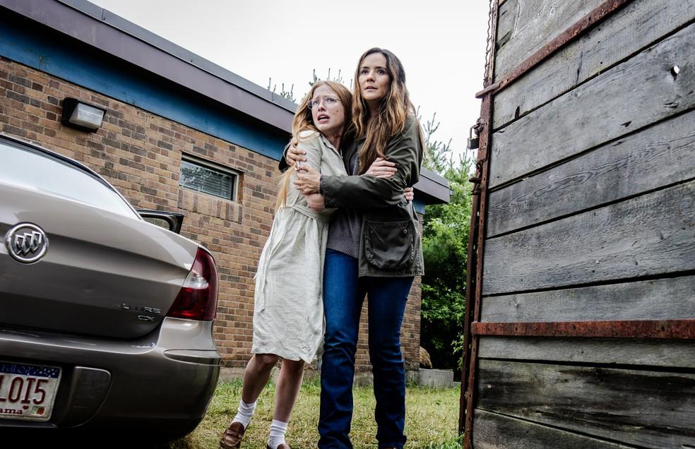 Sophia (Julia Doyle) e Tabitha (Catalina Sandino Moreno) na quarta temporada de Origem