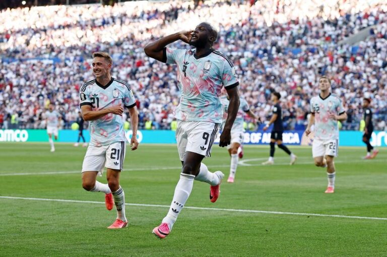 Lukaku brilha e provoca EUA após vitória da Bélgica nas oitavas da Copa do Mundo