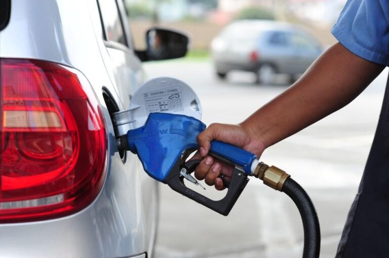 Governo Retira Subsídio do Diesel e Planos para Gasolina São Revelados