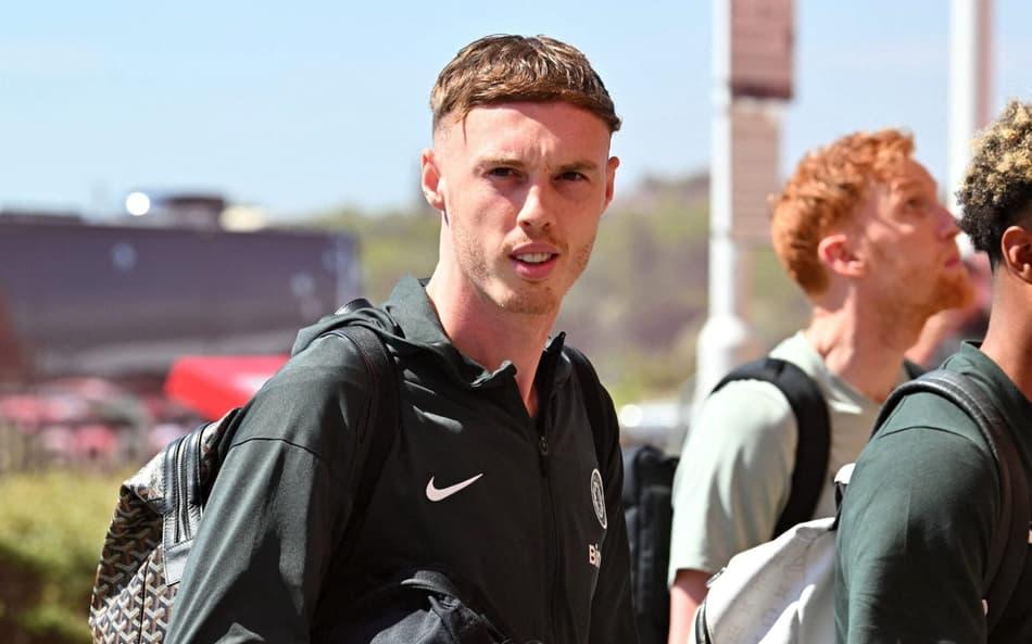 Cole Palmer e Andrey Santos chegam para jogo do Chelsea.