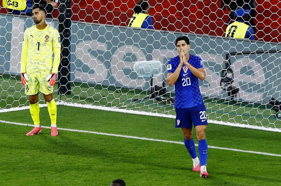 Matanovic lamenta gol anulado da Croácia contra Portugal — Foto: REUTERS/Jeenah Moon.