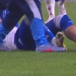 Entrada violenta resulta em expulsão e lesão de Gabriel Pec na estreia pelo Cruzeiro