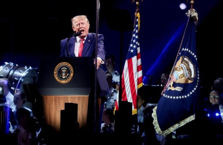 Discurso de Trump celebra independência dos EUA e gera controvérsias