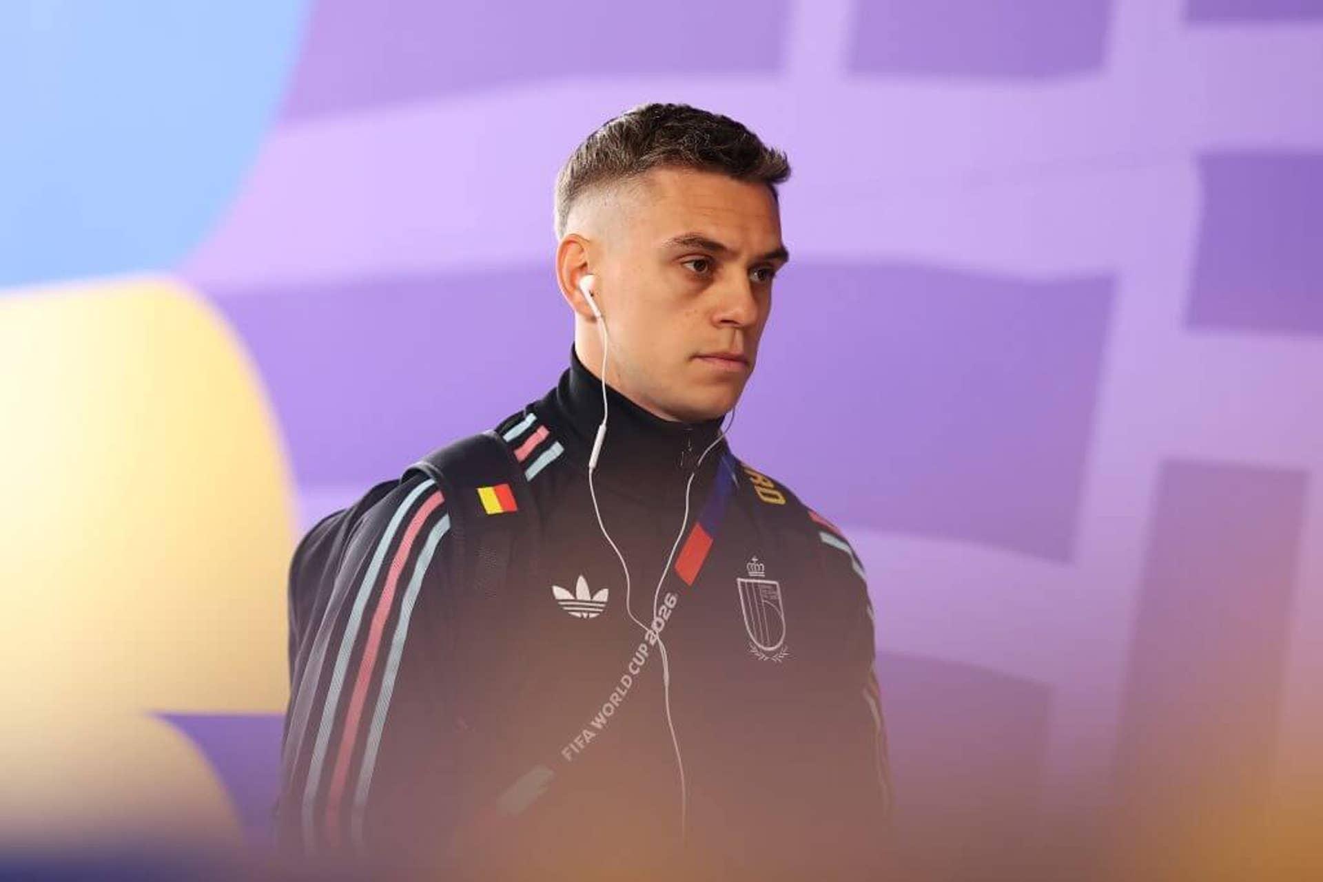 Leandro Trossard durante sua atuação