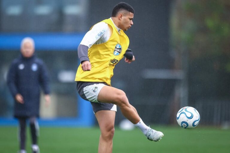 Grêmio testa time misto para desafio importante na Copa Sul-Americana
