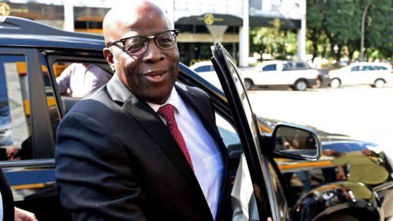 Reação positiva de correligionários de Joaquim Barbosa à possível chapa com Zema