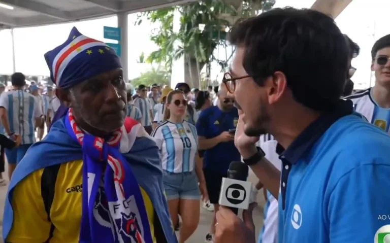 Pai de Vozinha surpreende repórter da Globo em entrevista ao vivo durante a Copa do Mundo
