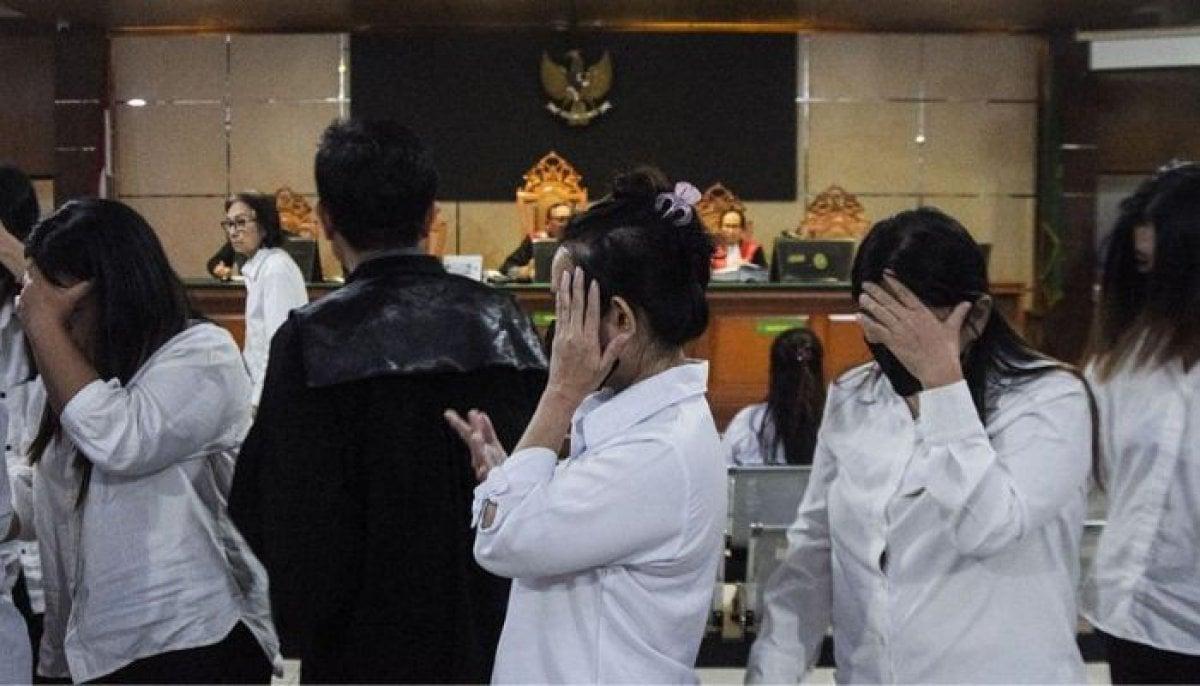 Indonésia court delivers verdict on group accused of selling babies for adoption