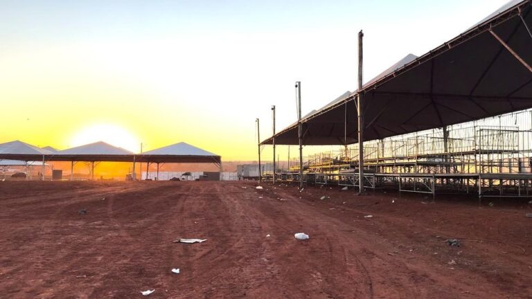 Festa do Peão de Cosmópolis é suspensa pela Justiça horas antes da abertura