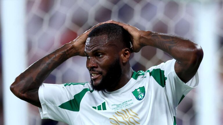 Saída de Frank Kessié marca reestruturação do Al-Ahli na Arábia Saudita