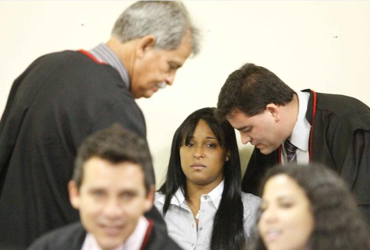 Dayanne Souza, ex-mulher do ex-goleiro Bruno, durante julgamento do caso Eliza Samodio.