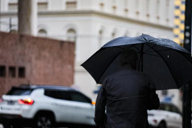 Tempestades retornam ao Sul do Brasil; previsão de chuvas intensas neste fim de semana